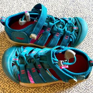 Keen Kids Hiking / Water Shoes - Size 12 Kids